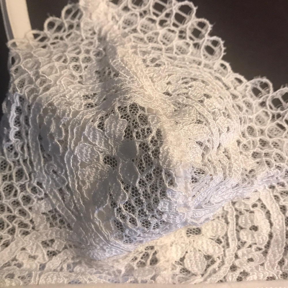 Bra - Picture 3 of 4
